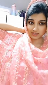 Aaj Tujhse Jo Kehna Hai. #presents #holidaycookies #hotgirlsummer #wrapped #tourist | Rabiya Mim