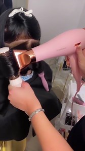 Lily England Round Hair Brush Set, 4 Piece Professional Blow Dry Kit with 3 Round Brushes and Comb for Styling, Beauty Gifts Sets for Women (White)