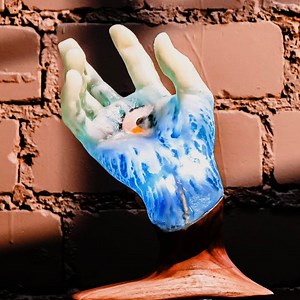 Making a Custom Wireless Charger | Bored Panda Art