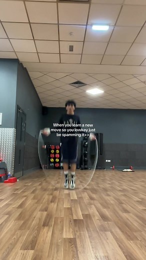 rope in bio also I’m claiming this song😛 #skippingrope #jumpropetricks #relatablevideos #boxingtraining #boxingtok