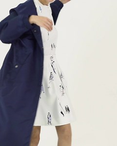 2.1K views · 44 reactions | [ ZOOM ] Les "Citadines" de printemps ! ☘️ On adopte une jupe pétillante à l'imprimé ludique  qui révèle une silhouette légère et lumineuse et l'indispensable imperméable XXL, votre meilleur allié pendant la mi-saison !   Jupe YUCO https://bit.ly/2Gp48XF  Parka MINTA https://bit.ly/2okWbrt | COP-COPINE | Facebook