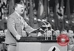 Octobre 5, 1937 – Berlin Allemagne: Adolf Hitler donne discours passionné au Reichstag, réunie à Kroll Opera House, à Berlin.