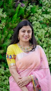 The 8th divine day of Navratri, is represented with color pink symbolizes comfort, warmth, and hope, the qualities that also resonate with the Woman of Vaibhav Shivani Puvvada, an entrepreneur holds her position grace and determination. Shivani has adorned Monzonite and color stone combination designer necklace set With a Master's in International Business from Canada, she balances her career and family life, being a supportive wife to CEO Sritej Puvvada and a devoted mother to her two beautiful