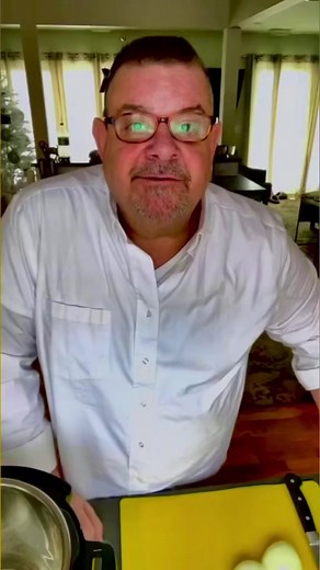 28K views · 1.1K reactions | Try these space saving tips for more fridge space! This time of year refrigerator space is at a premium. Stretch your food storage muscles with a clean fridge, cooling racks, coolers, and hot packs. #theorganizerman #storage #fridgeorganization #spacesaver #tips #tricks #hacks | The Organizer Man | Facebook