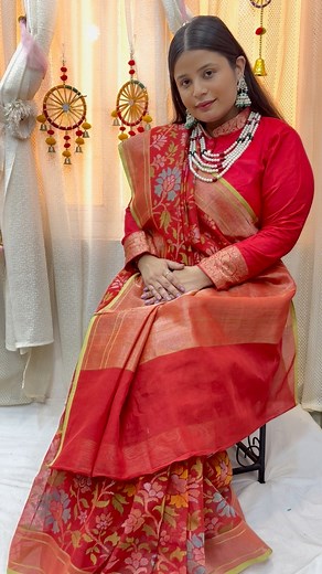 The real gold and silver zari threads used in the creation of the Banarasi saree are a testament to the rich heritage and artistry of Indian craftsmanship. Sourced from the finest materials, these threads undergo a meticulous process of transformation, where they are delicately spun and woven into the fabric with precision and care. Each thread carries with it a history of tradition and expertise, reflecting the skilled hands that have crafted it. When incorporated into the saree, these shimmeri