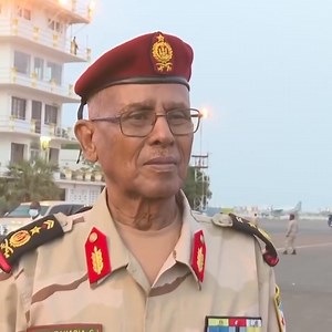 Madaxwaynaha Dalka Jabuuti Ismaaciil Cumar Geelle ayaa dib ugu laabtay Dalkiisa Kadib Xaalad Caafimaad oo uu maalmahaan ugu maqnaa Dalka Faransiiska. Dalka TV | Dalka TV