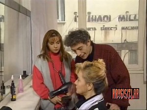 156K views · 1K reactions | Saç kesimini beğenmeyen müşteri, Tayfun abiyi çıldırtıyor. | Kaygısızlar | Facebook