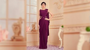 How To Convert Your Traditional Saree Into A Ready-To-Wear Saree For A Quick Drape | Herzindagi