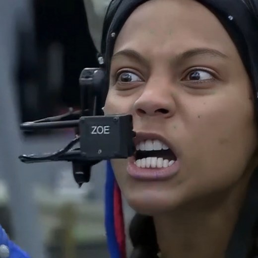 Soul on Stage on Instagram: "Zoe Saldaña’s performance in Avatar (2009) was absolutely amazing. Even behind all the motion capture and effects, she brought real emotion and power to Neytiri, making the world of Pandora feel alive. Fun fact: Zoe trained for months in dance, martial arts and archery to perfect Neytiri’s movements, and that dedication helped shape the Na’vi culture we see on screen. Besides Avatar, Zoe keeps showing up in some of the biggest box office hits ever, from Avengers to G