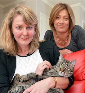 Cat survives spin in washing machine