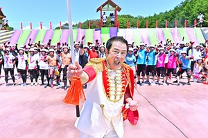 Remake of iconic Japanese game show Takeshi's Castle is coming: Here are 6 memorable scenes from the 1980s