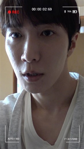 映画『事故物件ゾク 恐い間取り』公式 | ㅤㅤㅤㅤ 売れないタレントが “事故物件”に住んでみた―― 🏚️必ず憑りつかれる部屋 🏚️いわくつきの古い旅館 🏚️降霊するシェアハウス 数々の事故物件に隠された【謎】に迫る👁 映画『#事故物件ゾク 恐い間取り』 #この夏ゾクる 大ヒット上映中🎬 #渡辺翔太 #畑芽育... | Instagram