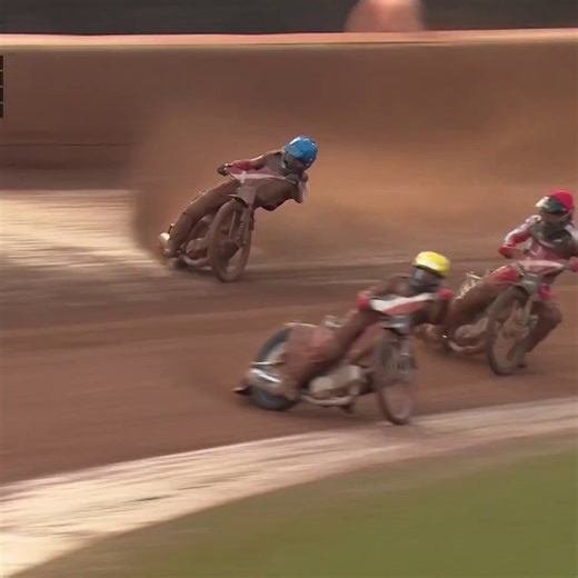 Denmark making sure the door stays open 🚪 They take a heat advantage from Poland 🔥 #FIMSpeedwayGP | #SoN2 🏆 | FIM Speedway Grand Prix