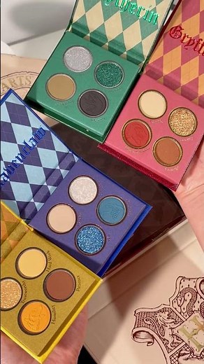 Dive into magic with our unboxing! 🪄 Reveal the charm of Harry Potter-inspired makeup essentials.