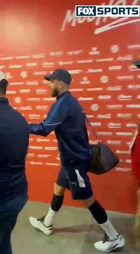 SIN PALABRAS 😬 #CentralFOX | Así salió Sergio Ramos del Estadio Akron luego de caer ante Guadalajara. 🤳🏼@paosdlt96 | FOX Sports MX