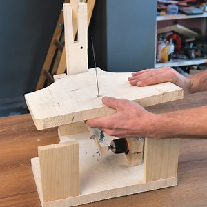Build your own scroll saw at home! 💯🛠️