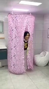 *🥀Portable foldable round waterproof fabric shower cubicle now available in sunflower theme only @Kshs. 2500 ✅ Pick up point is at star mall Tom mboya street shop number A17. Order via WhatsApp then pick. https://wa.me/254718044100 We deliver countrywide at a fee | L'accesoires