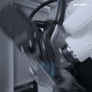 Technology Friday - DMU 60 eVo linear with WH 15 CELL #dmgmori #dmgmorinews #dmu60 #milling #5axis #automation #technologyfriday | DMG MORI