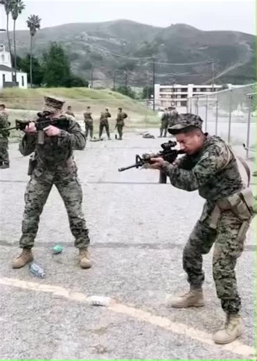 #training #cops #military #swat #tatical #fytiktok