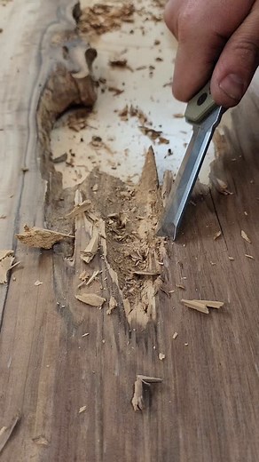 Prying away all the punky wood for a unique feature piece #bourbonblade #woodworking #epoxyresin #woodandresin #yycsmallbusiness #calgarybuzz @bourbonmoth | epoxyconcepts
