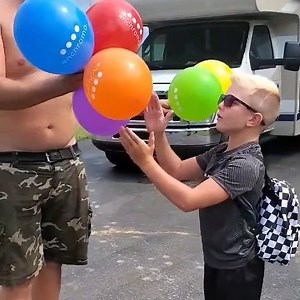 7-year-old has the best reaction to seeing colour for the first time | Newsflare