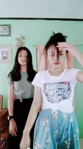 meganqt❤️ (@meganqt)’s videos with Frikitona - DJ Ofreck
