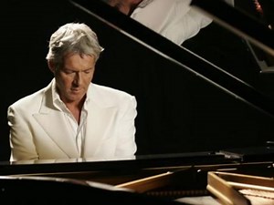 23 reactions · 11 shares | Claudio Baglioni...............................Cuore Di Aliante | Canzoni dimenticate 2 | Facebook