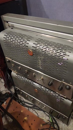 You know you're listening at 11 when the tubes start dancing to the music #frankenstein #audioamplifier #amplifier #tubes #vacuumtubes #dancingtubes #rca #tube #theateramplifier #amplifiers #stereo #stereosystem #coolstuff #audiosystem #audio #stereos #hifi