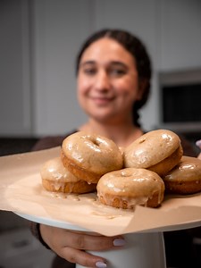 Homemade maple glazed donuts are the perfect fall treat 🍩 | USA TODAY Video