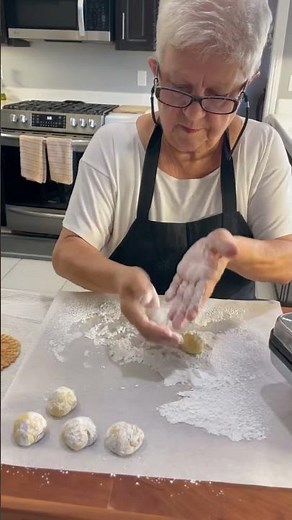 Pizzelle (Waffle cookie)Always prefer mine with Nutella 😊 #food #italianfoodlover #cookies
