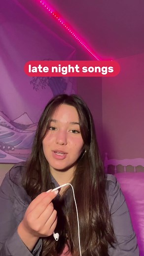 new Arin Ray project “Phases III” #latenightsongs #chillrnb #nightrnb #songrecs #arinray @arinrayhp