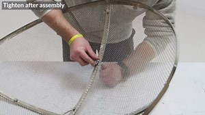 Sunnydaze Round Stainless Steel Spark Screen - Rust-Resistant Heavy-Duty Metal Fire Pit Spark Screen with Handle - 40" Diameter