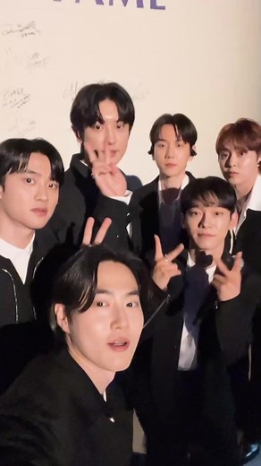 #EXO D.O, BAEKHYUN, CHANYEOL, CHEN, SUHO, and XIUMIN,Say Cheese Challenge #CHANYEOL #SUHO #XIUMIN #Baekhyun #DohKyungSoo #Chen | Hanin Na Abdulkadir