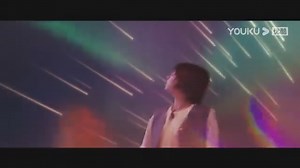 5.6K views · 20 reactions | ☄️Her alien crush summons a huge meteor shower! 外星男友召来盛大流星雨，甜妹彻底沦陷心跳如雷！ #StarcrossedLovers #蕨草少女的白日梦 | 飞鸟影视 | Facebook