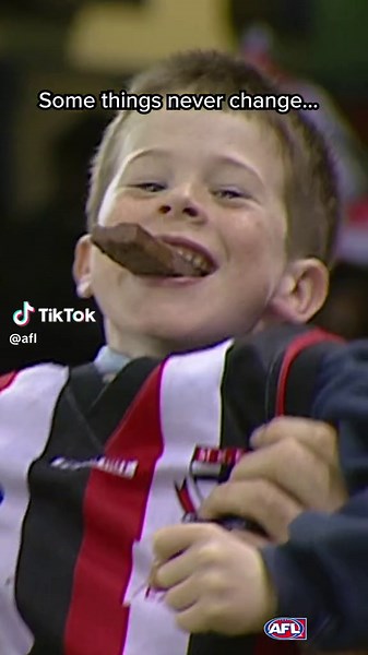 From the Grandstands to the Footy Field | AFL St Kilda FC
