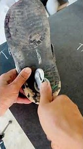 Stepped on a screw รองเท้าเหยียบสกรู