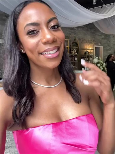 Cheers to beauty and happily ever after 💕 Trust Priv with your wedding guest glamour! From chic hairstyles to flawless makeup, our Priv Pros will work their magic. You’ll be ready to dance the night away! Book Priv for your next wedding here: https://gopriv.com/wedding | PRIV