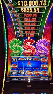 What a way to start a morning! 🤯 #elcortezlv #elcortezhotelandcasino #fremontstreet #downtownlasvegas #dtlv #lasvegas #winner #vegasbaby #elcortezgamble #firelink | El Cortez Hotel & Casino - Las Vegas