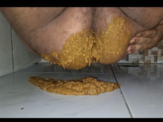 bear fun with big creamy diarrhea