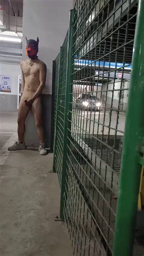Stroking my throbbing cock in broad daylight, balls deep in public risk—cum dripping everywhere as eyes lock on my exposed meat.More on Telegram VIP https://t.co/kn6zsFtjtB