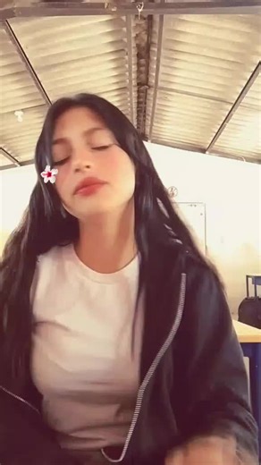 Videos de @Elizabeth_love12 (@elizabeth_12love) con “sonido original - r”