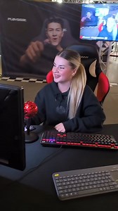 Good times at DreamHack Valencia with instagram.com/andreachiniiii/ 🤩 | Arozzi