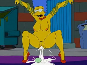 Marge Simpson Alien Breeding