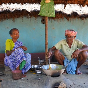 TRIBAL CHICKEN PIZZA | Tribe famous ZIL pithe recipe | how to cook chicken meet pithe | Indian tribe food