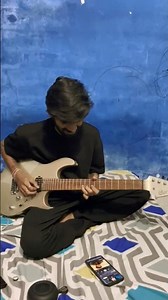 Chillax Babe Solo 🎸💯 #vijayantony #srislinger #chillax #vijay #shortsviral #guitar #shorts #short