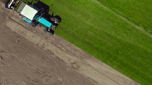 Aerial View Turf Harvester Roll Lawn: стоковое видео (без лицензионных платежей), 1053324164 | Shutterstock