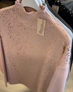 1.4K views · 26 reactions | deze TOPPER shop je voor 22,50 https://b5mode.nl/product/trui-belina/  | B5mode | Facebook