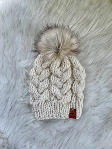 Natural Merino Wool Knit Cable Adult Women Beanie With Faux Fur Pom, Hand Knit Chunky Knit Pom Beanie, Eco-friendly Wool Hat - Etsy