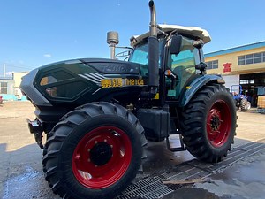 [Hot Item] Taihong Brands 130HP 4WD Tractor Big Size Agricultural Walking Compact Diesel Farm Tractors