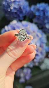 The Gwen Ring: where crispy channel-set diamonds meet buttery contours, culminating with a perfectly dialed-in bezel set center.💍✨ #EngagementRing #TheGwenRing #labgrowndiamonds | The True Gem